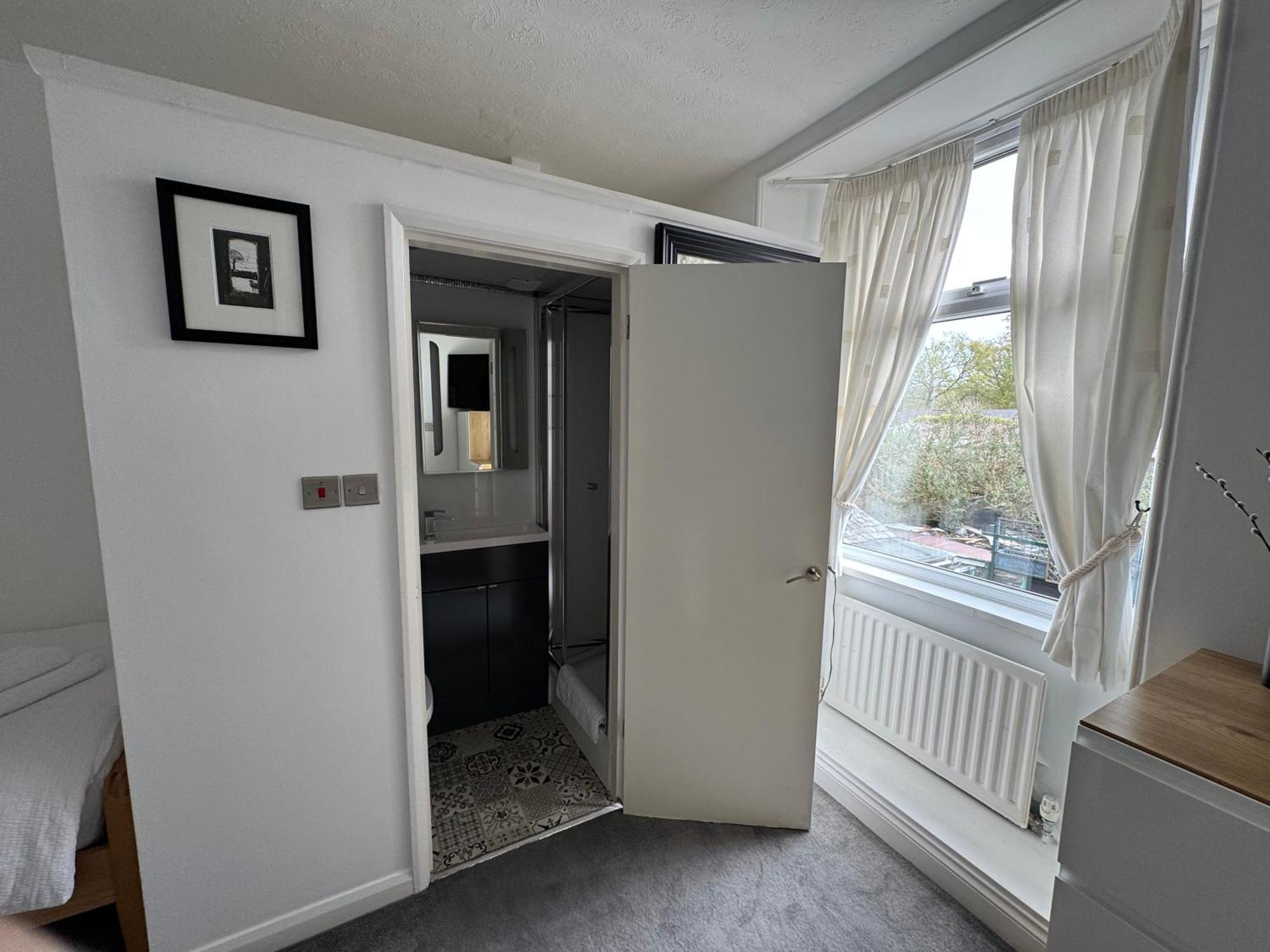 Denecrest Guest House Windermere Bagian luar foto