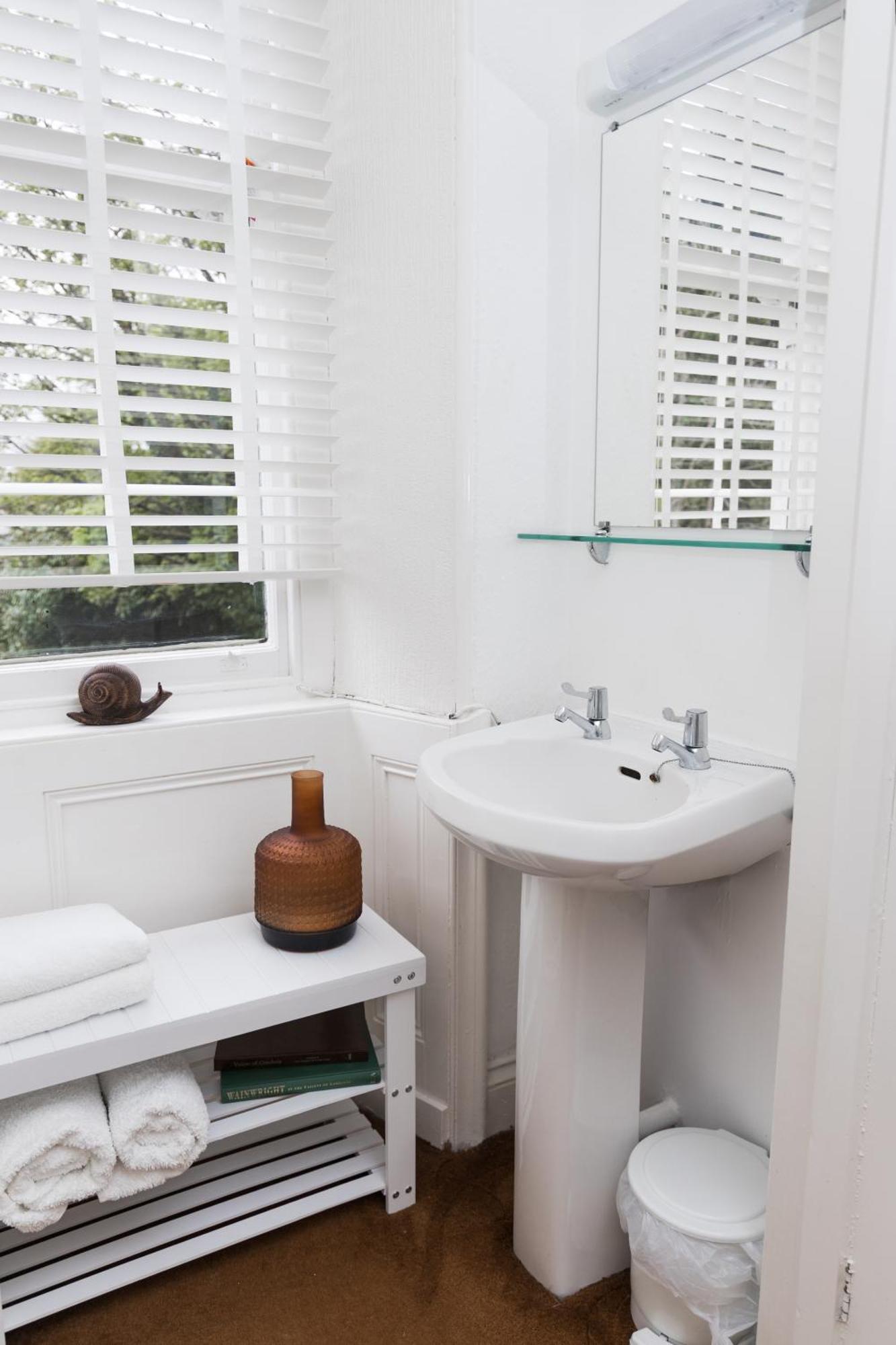 Denecrest Guest House Windermere Bagian luar foto