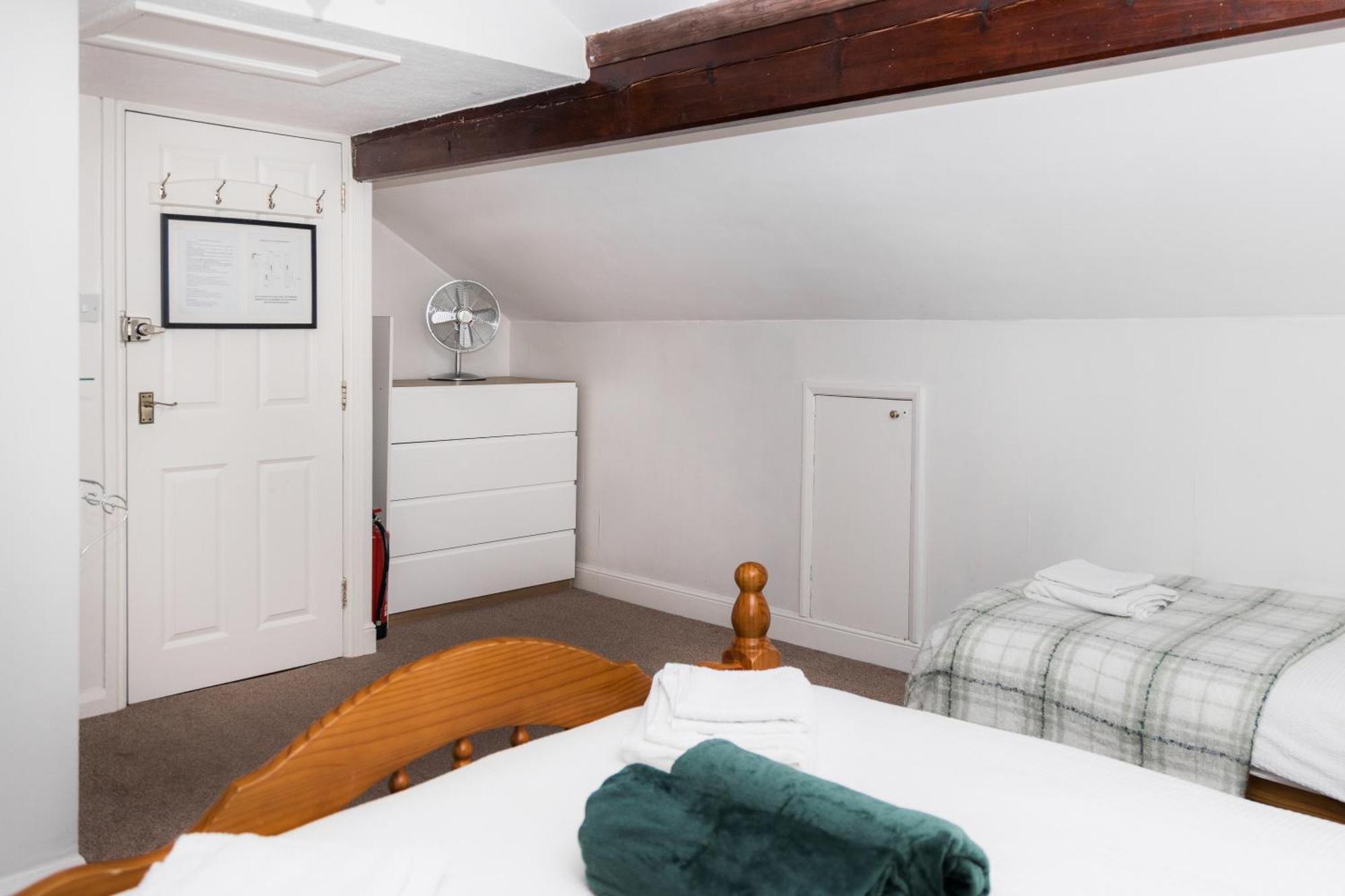 Denecrest Guest House Windermere Bagian luar foto